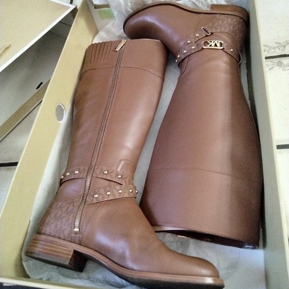 Michael kors boots size 8 color tan - Picture 4 of 9